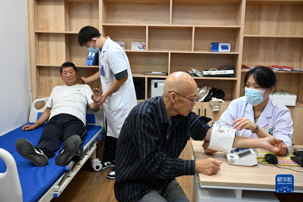 奔驰宝马移动成